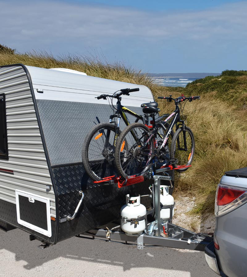 towbar bike rack with caravan